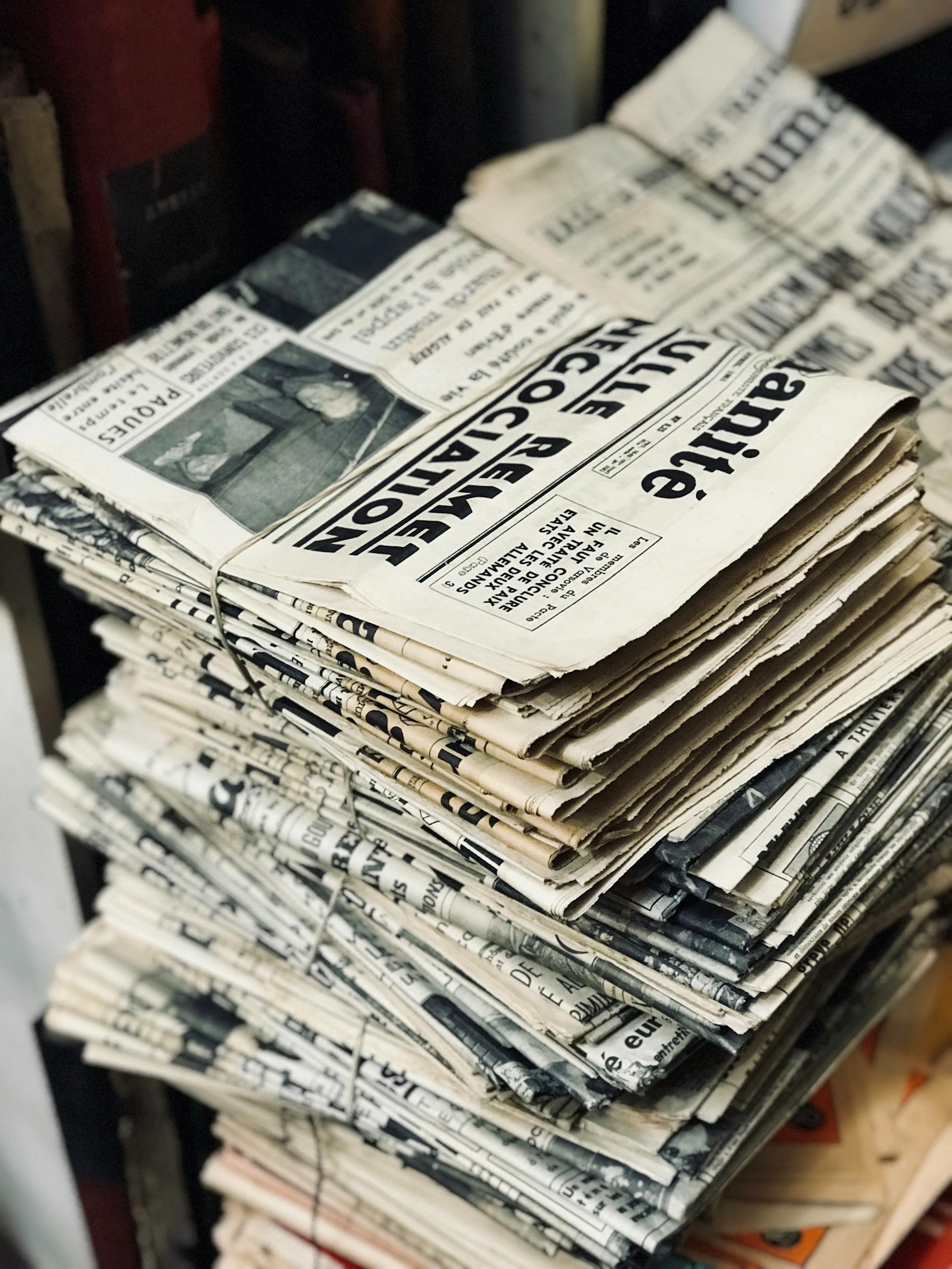 Insights into Political Analysis: A Comprehensive Guide